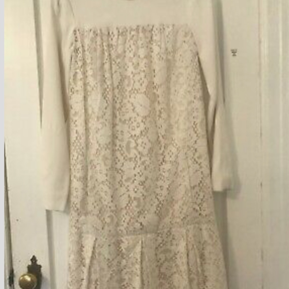 J.Mendel paris size 4 women lace dress cream color in perfect condition